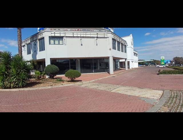 BUSINESS PROPERTY TO RENT IN BRYANSTON